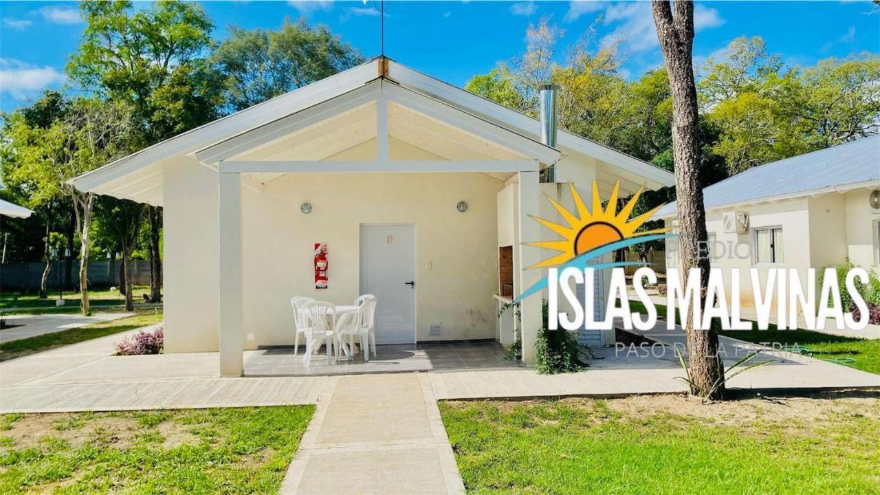 Cabanas Islas Malvinas Paso de la Patria Esterno foto